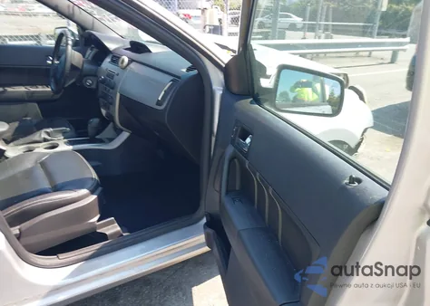 2010 Ford Focus Sel z USA, uszkodzony, nr VIN 1FAHP3HN0AW169245